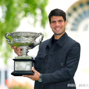 开云体育下载-澳网玄学预示阿卡生涯成就？菲斯回归赢球，郑钦文一姐位子现危机