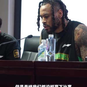 莫兰德：杨鸣指导安排了非常好的战术部署 我们没有执行好