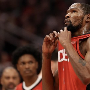 开云体育官网-探花惊艳！火箭16分大逆转 复仇马刺，杜兰特18+7，文班低迷21中5